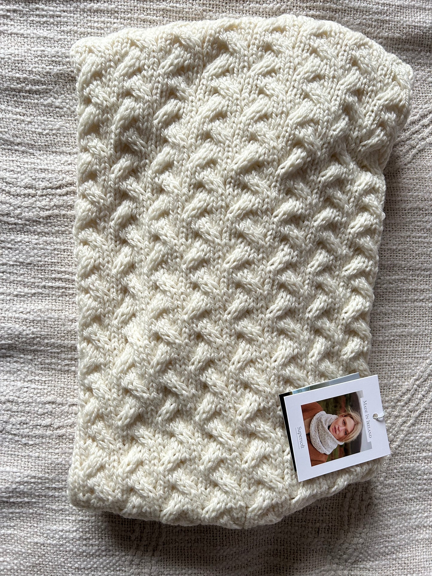 Cable Knit Snood