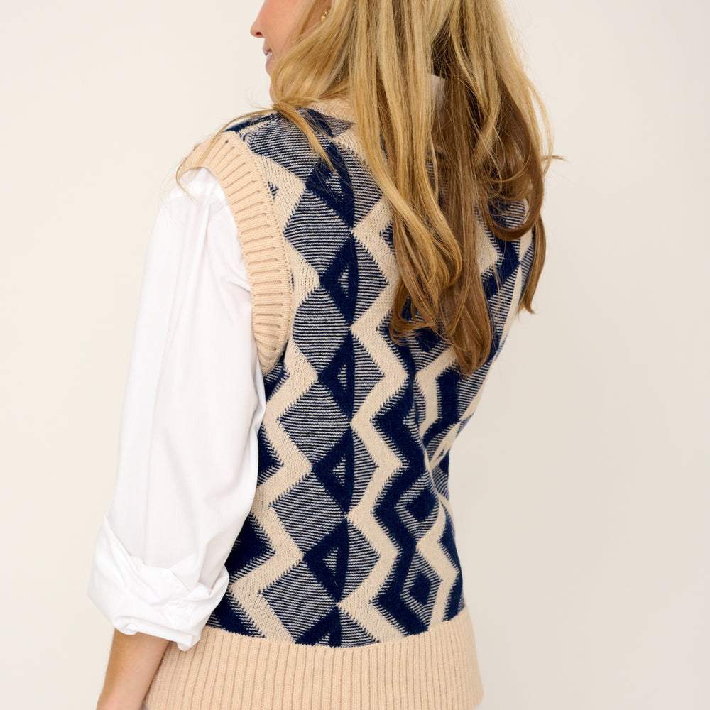 
                      
                        Lambswool Relaxed Vest
                      
                    